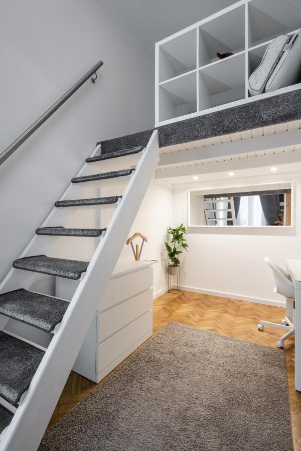 Galaxy Cube Apartment Budapest Exterior foto